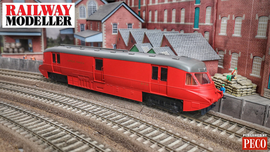 NEW VIDEO - Dapol GWR Streamlined Parcel Railcar