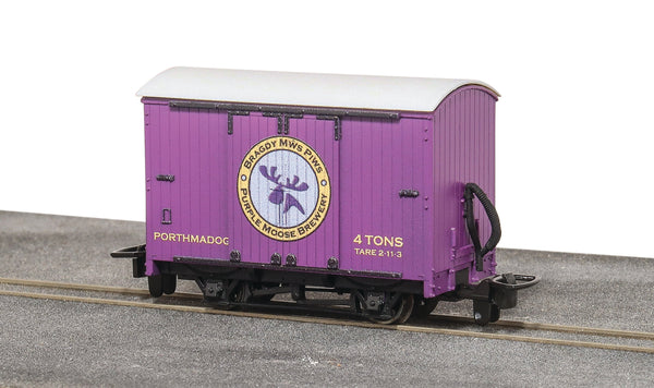 00-9 "Purple Moose Brewery" L&B Box Van
