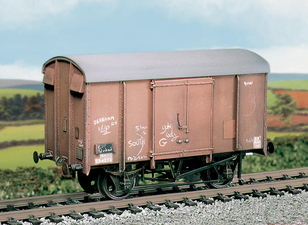 SR/BR 12-Tonnen-Kastenwagen mit Sperrholz-Seitenbausatz