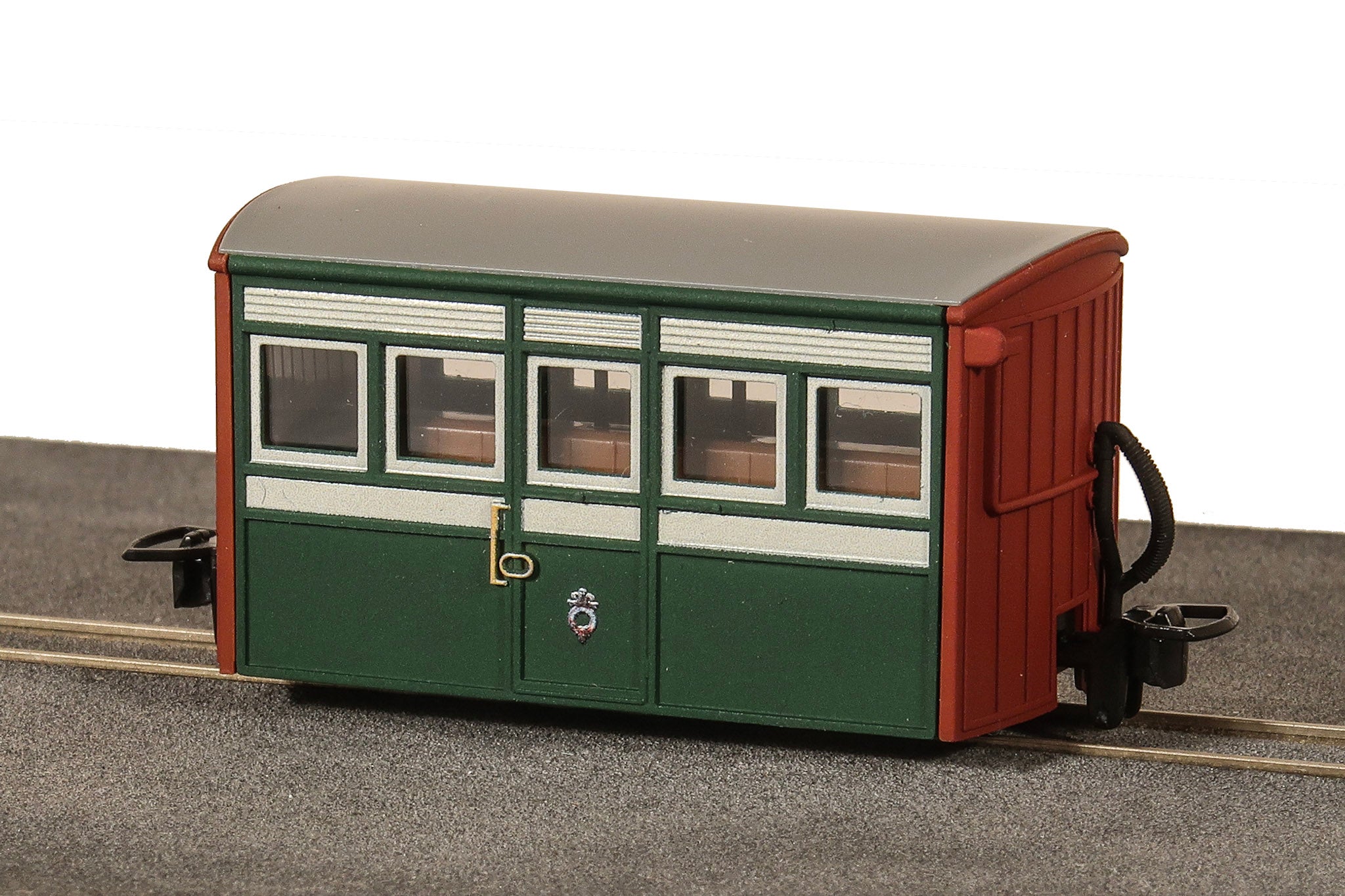 OO-9 FR Bug Box Coach, 1st Class, Early Preservation Livery