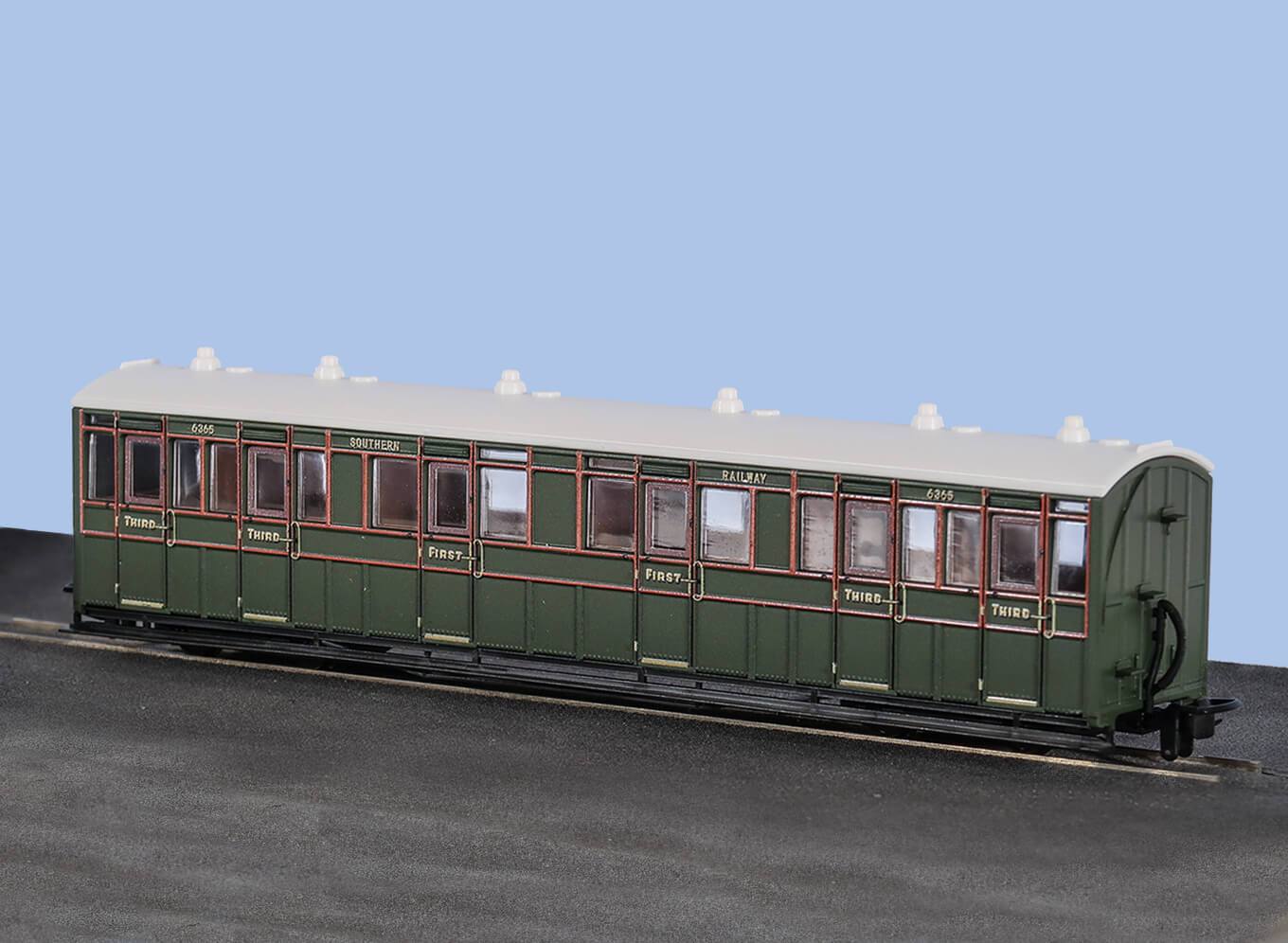 OO-9 Composite Coach SR Livery No 6365