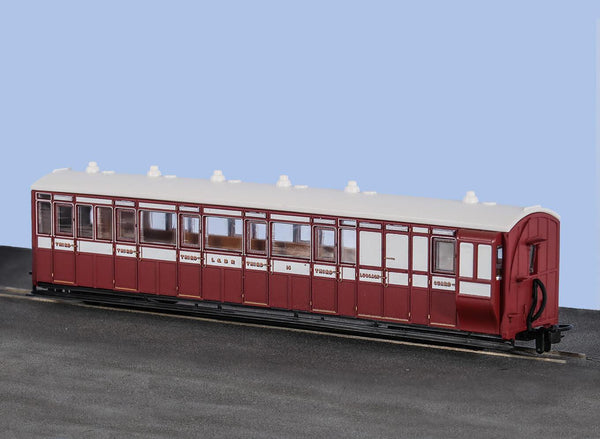 OO-9 Brake Composite Coach Lynton and Barnstaple Livery No 16