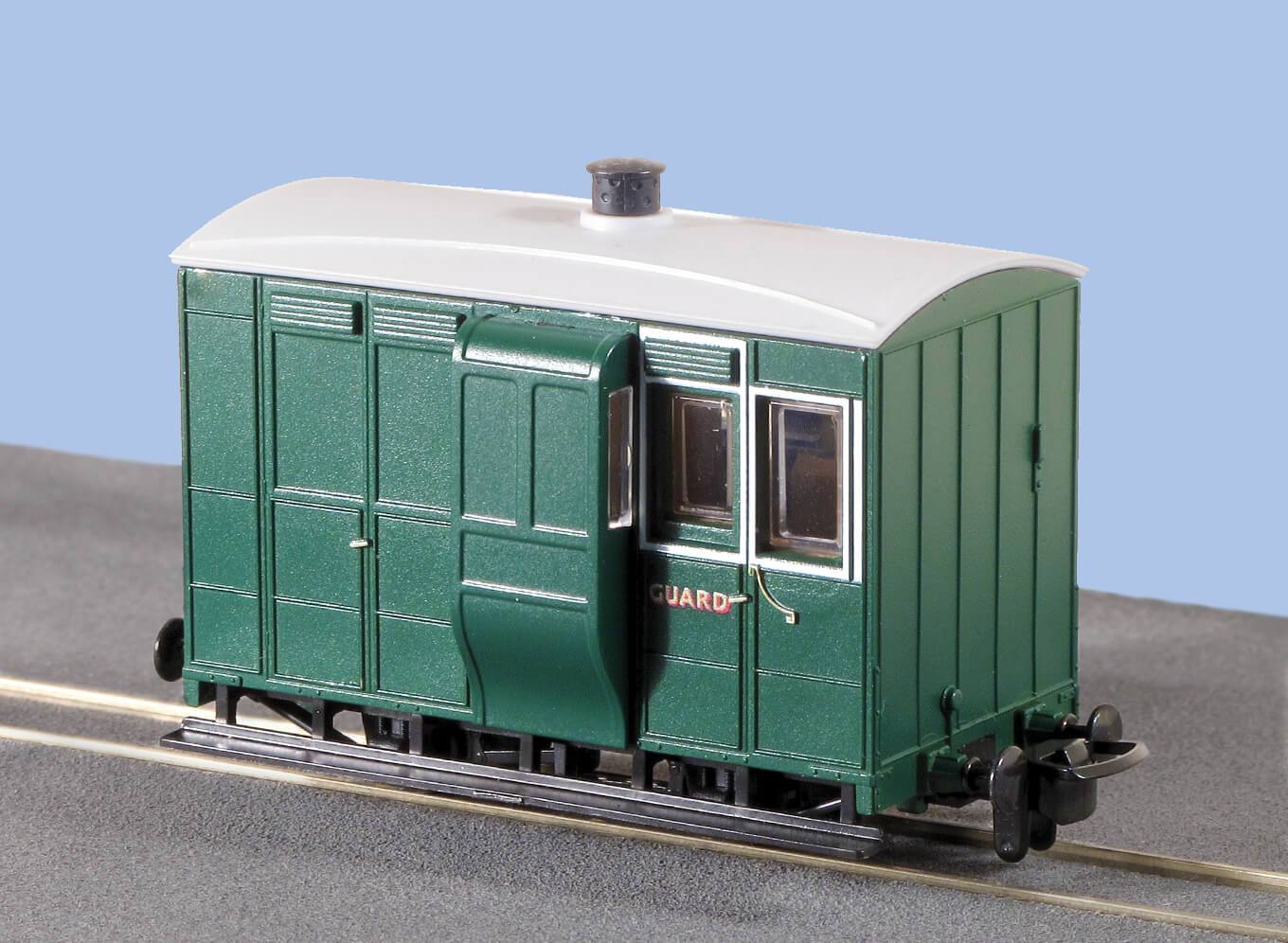 OO-9 4 Wheel Brake Coach with Buffers Freelance