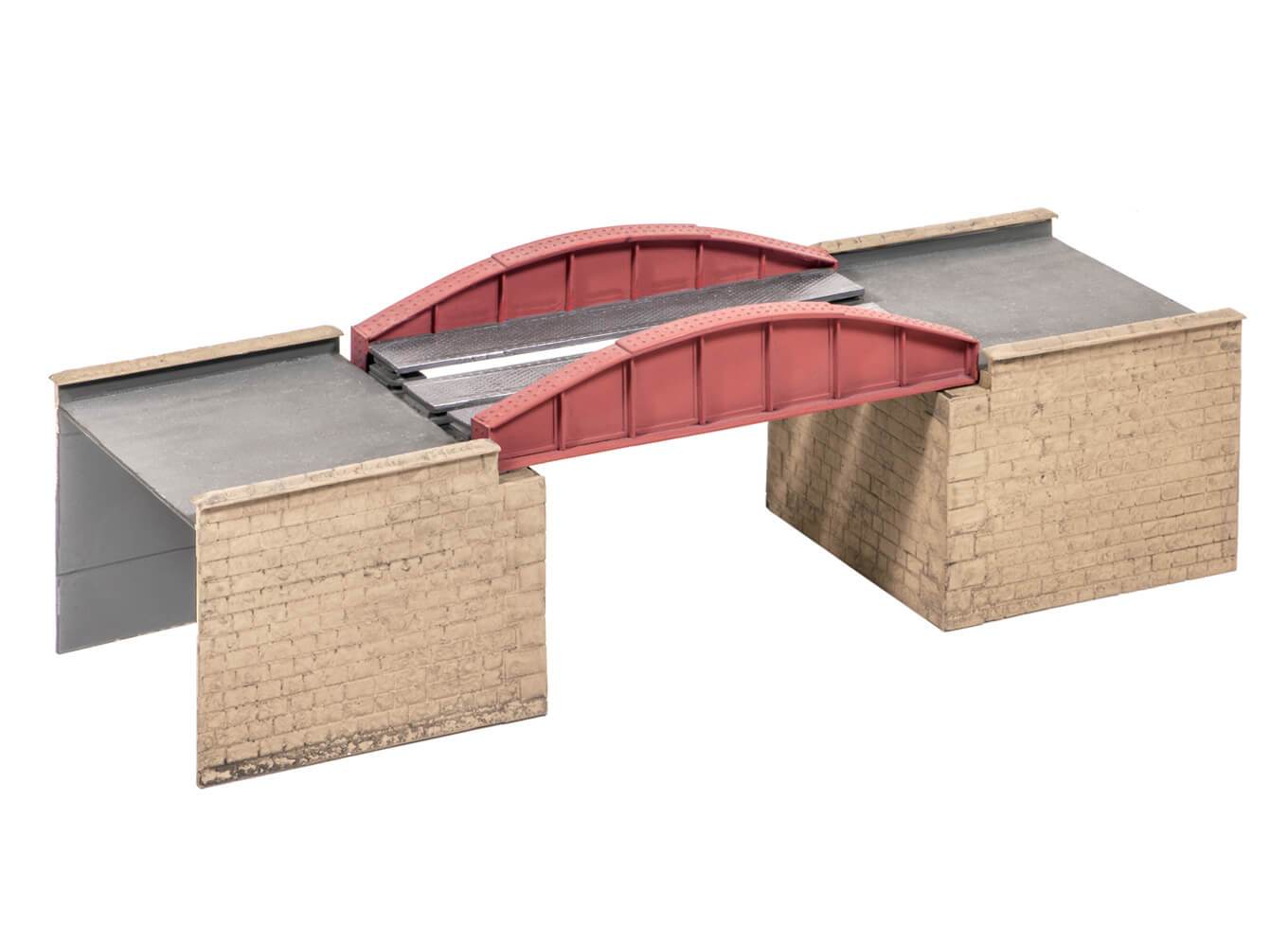 Bogenplattenträgerbrücke