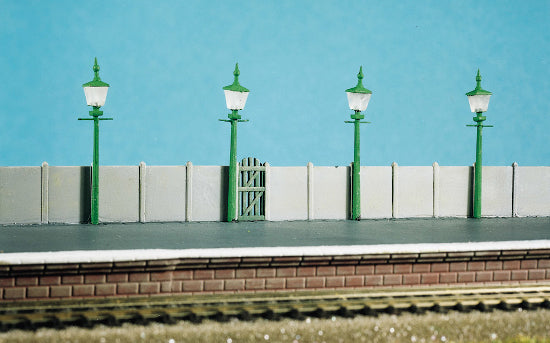 213 - RATIO - N - Staion/Street Lamps (4 per pack)