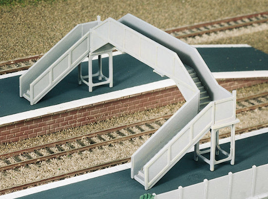 222 - RATIO - N - Concrete Footbridge