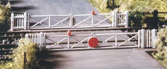 234 - RATIO - N - Level crossing with Gates