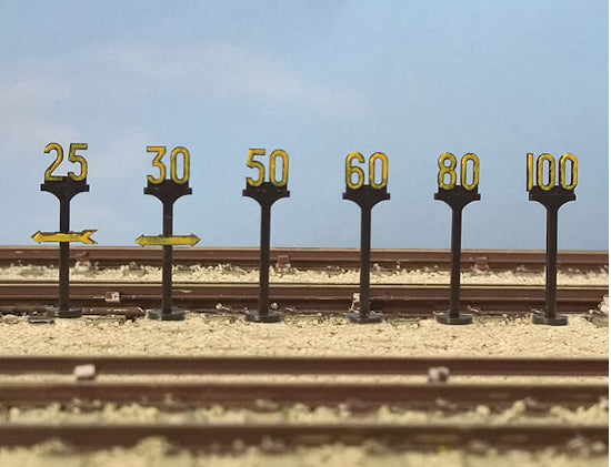 5050 - Modelscene - OO/HO - Speed Restriction Signs