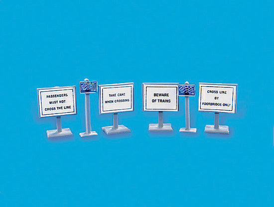 5093 - Modelscene - OO/HO - Tresspass & Board Signs