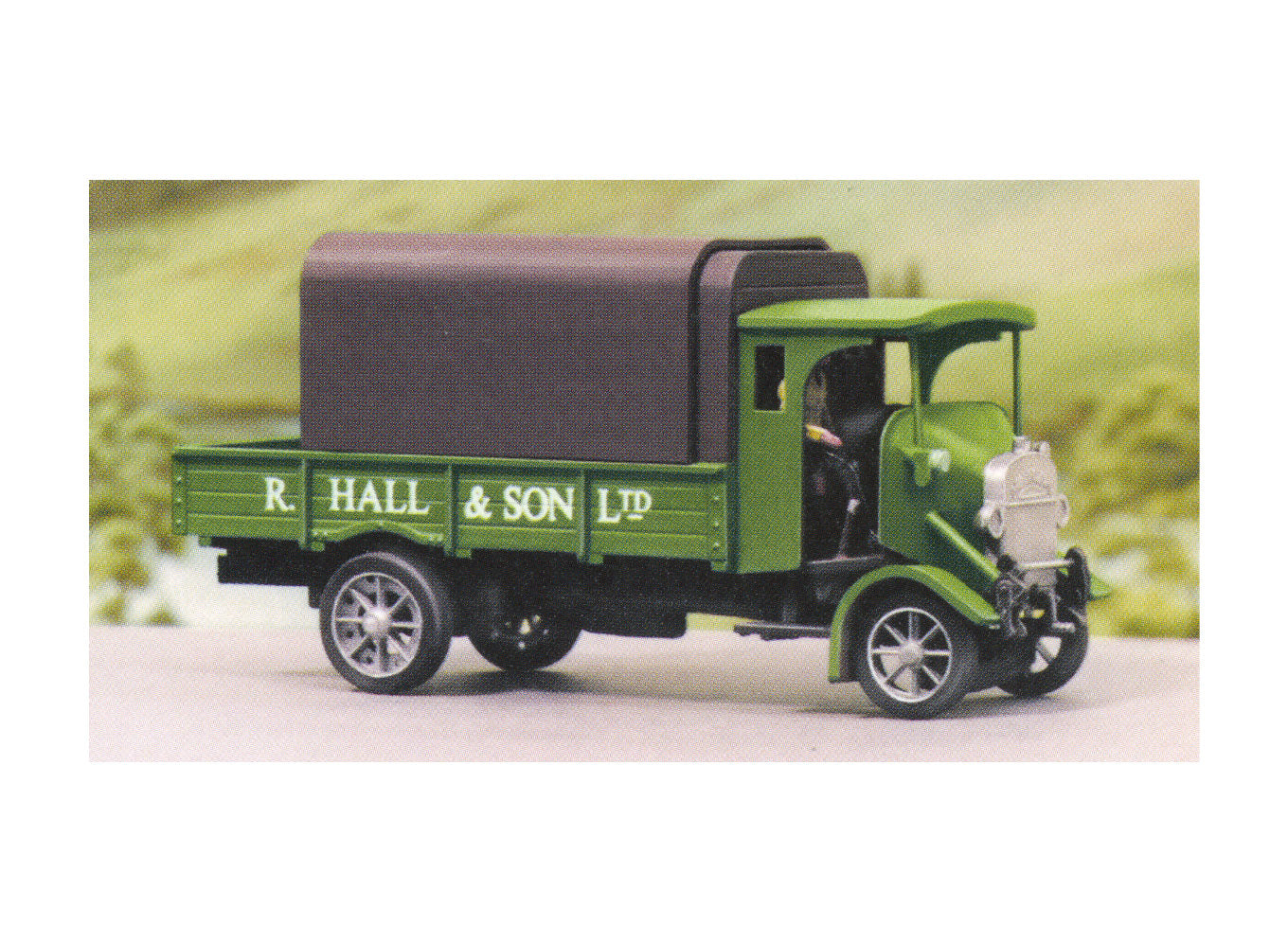 5135 - Modelscene - OO/HO - Thornycroft PB 4 Ton Lorry, Hall & Sons Livery