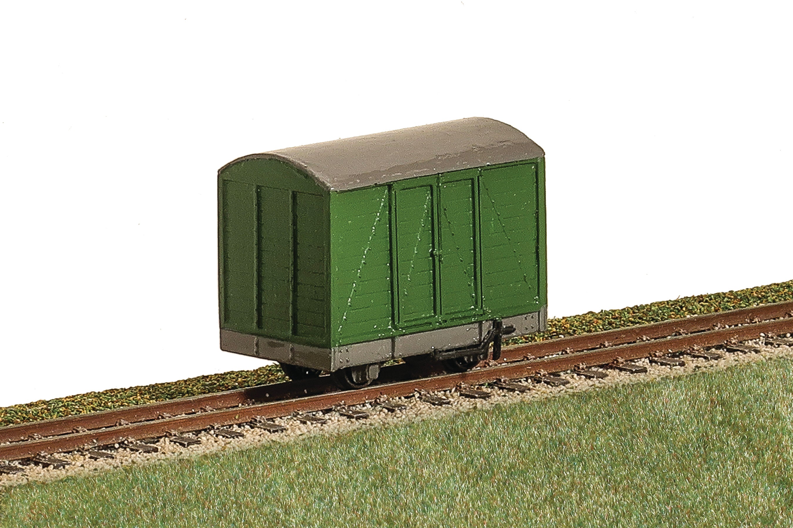 DM35 - Dundas - OO-9 - 4 Wheel Goods Van