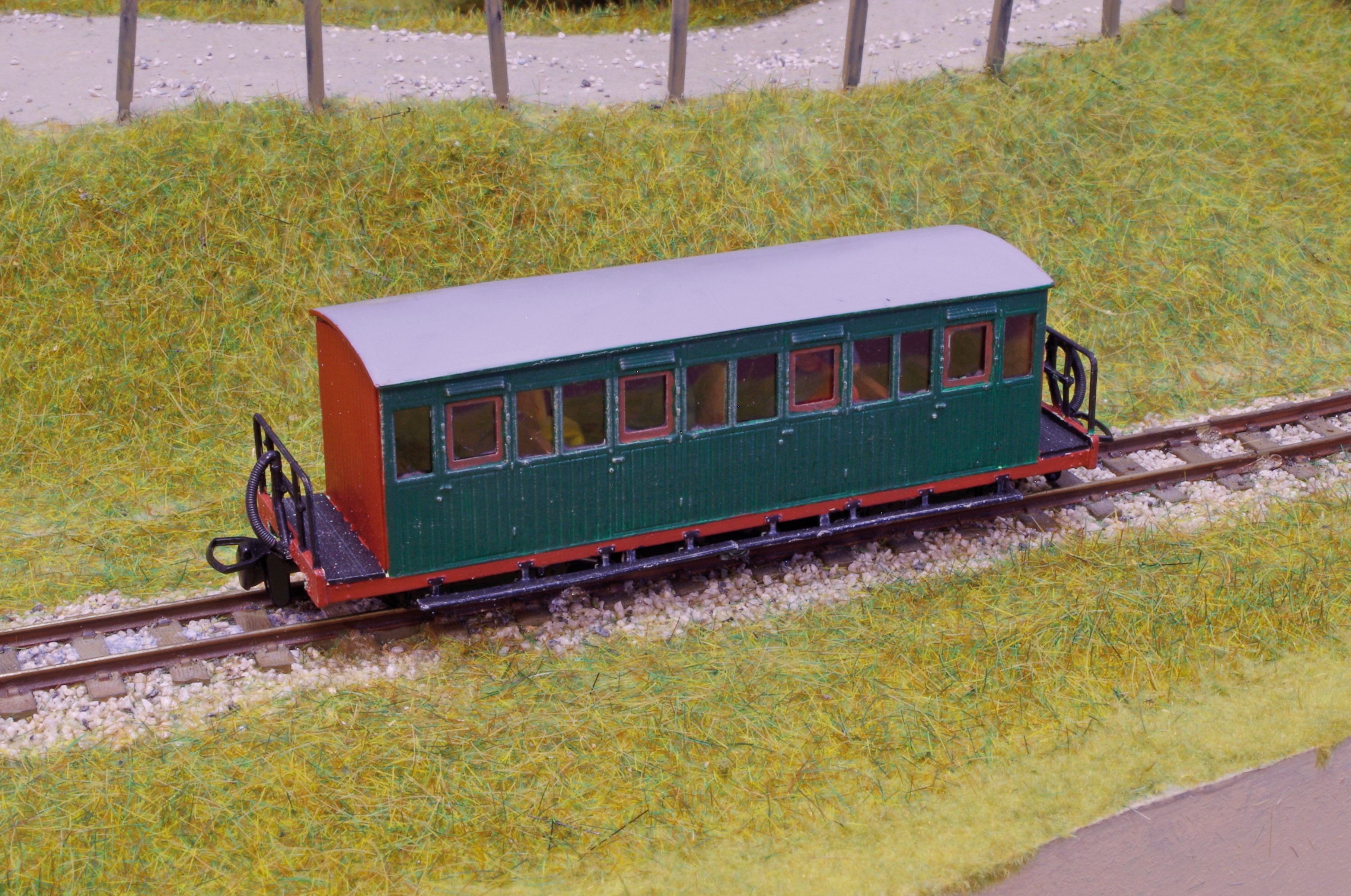 DM61 - Dundas - OO-9 - Ffestiniog Rly Bogie Coach