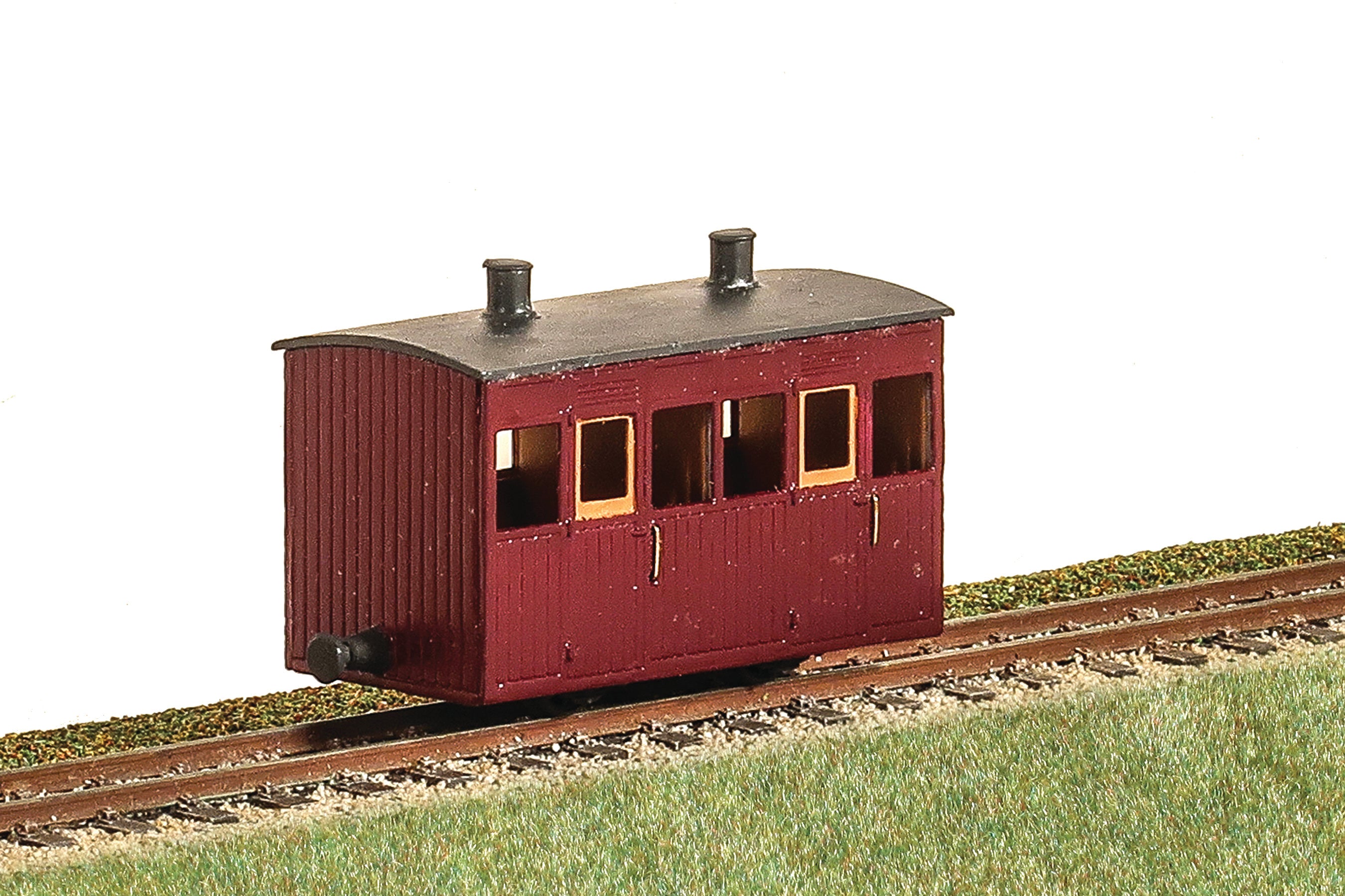 DM68 - Dundas - OO-9 - Victorian 2 Comp Planked  Coach