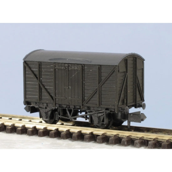 KNR43 - PECO - N - Standard type Box Van