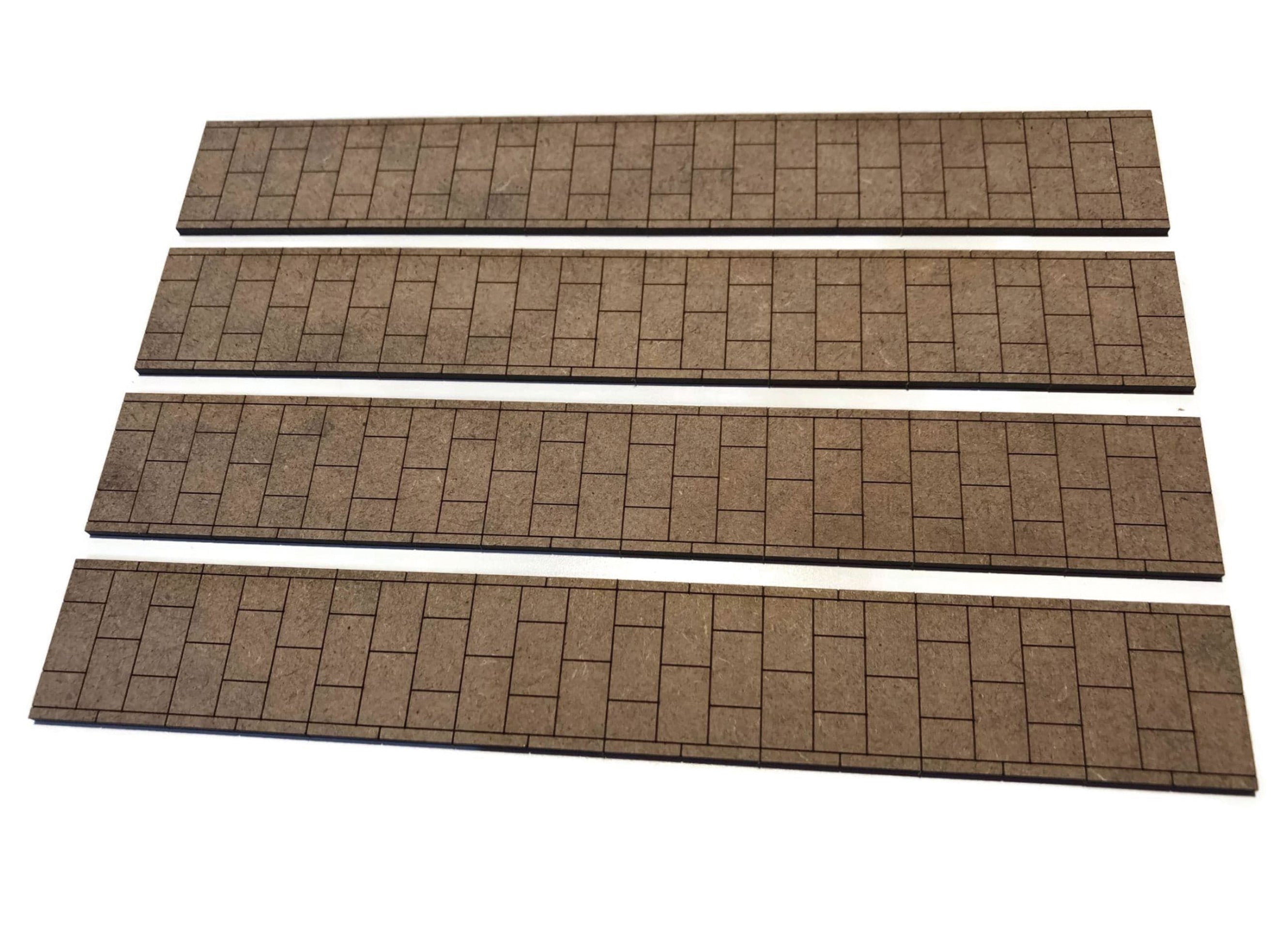 LX217 - Scale Model Scenery - OO/HO - 6ft Pavement Strips (Pack of 4)