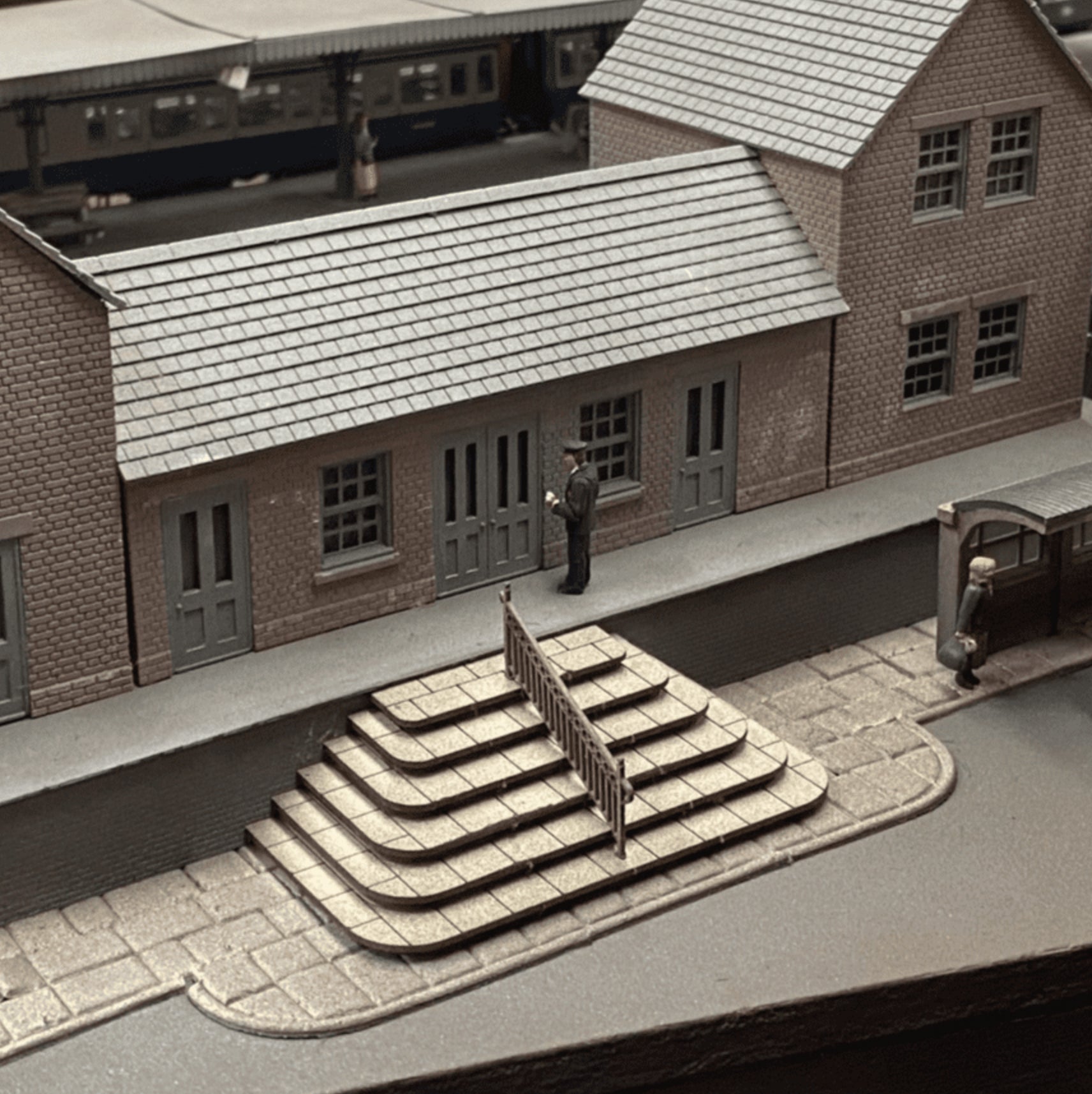 LX333 - Scale Model Scenery - OO/HO - Platform Steps