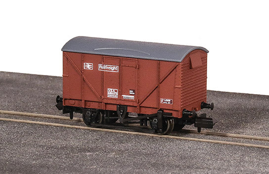 NR2006B - PECO - N - BR Vanfit Sperrholz BR Railfreight Bauxit
