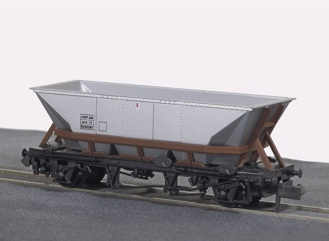 NR300 - PECO - N - HOP-AB coal hopper - Brown Cradle