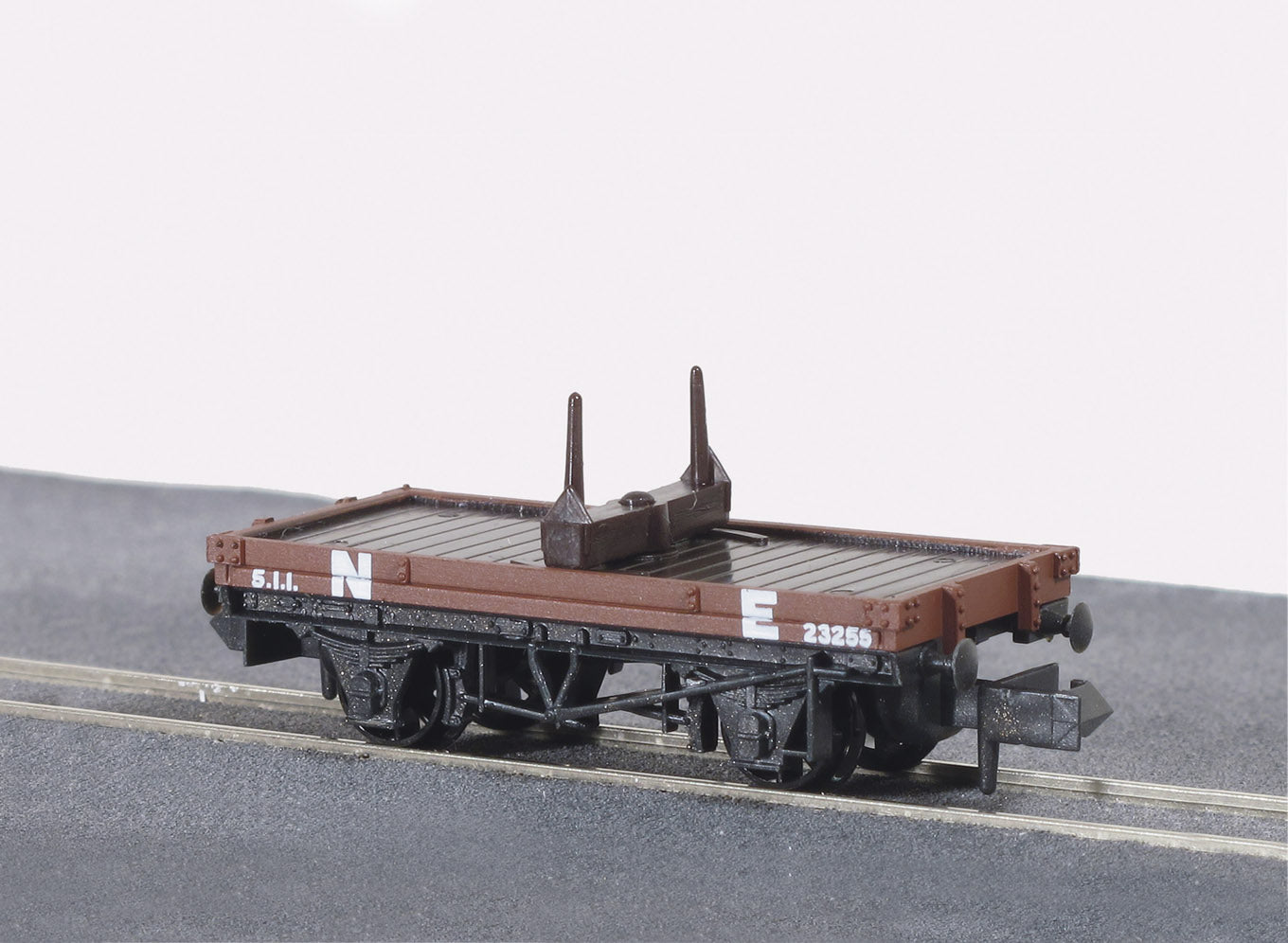 NR39E - PECO - N - Bolster Wagons NE