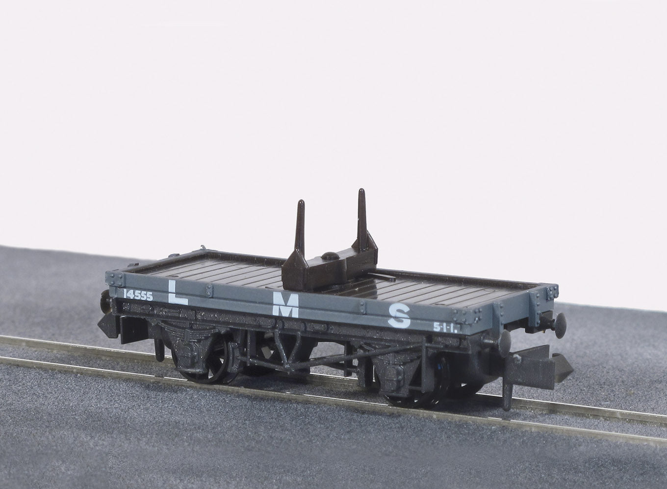 NR39M - PECO - N - Bolster Wagon LMS