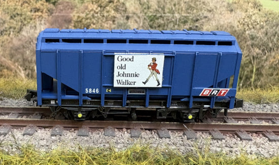NR63P - PECO - N - Grain Hopper, Johnnie Walker  no. 5846