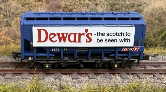 NR65P - PECO - N - Grain Hopper, Dewar's no. 5811