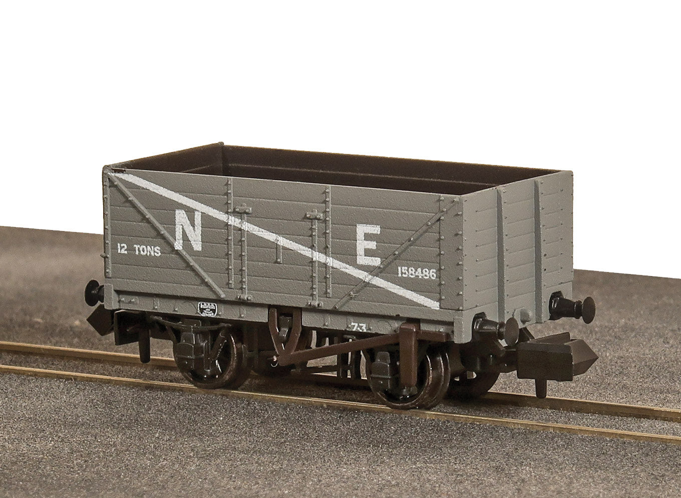 NR7001E - PECO - N - 9ft 7 plank Open Wagon NE