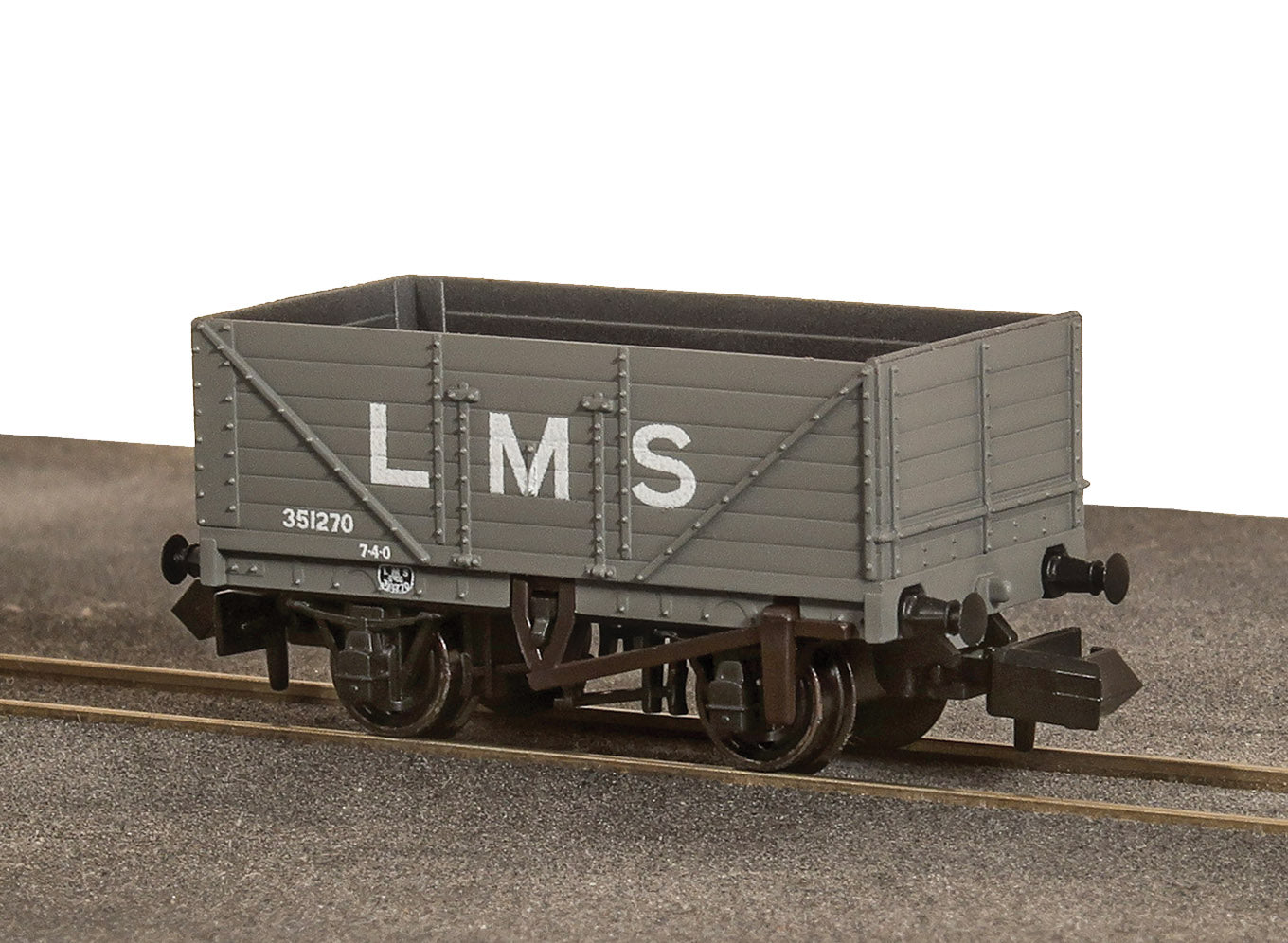 NR7003M - PECO - N - 9ft 7 Plank Open Wagon LMS