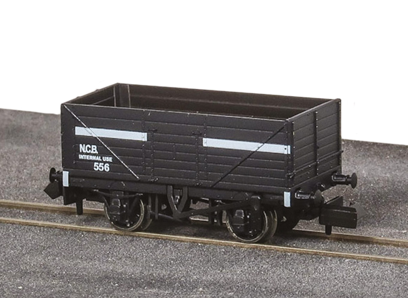 NR7005P - PECO - N - 9ft 7 Plank Open Wagon NCB