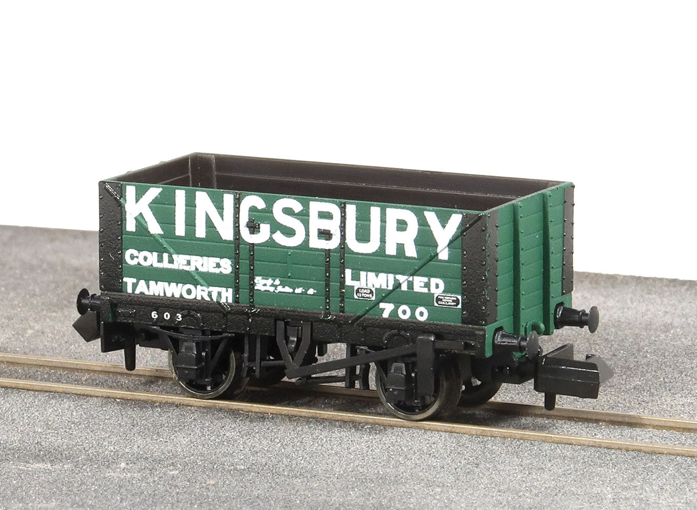 NR7016P - PECO - N - 9ft 7 Plank Open Wagon, Kingsbury