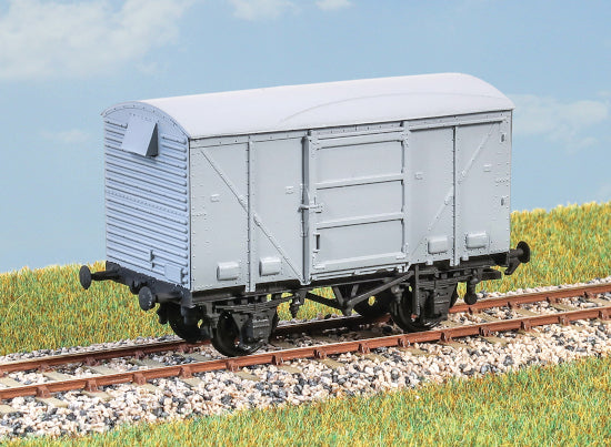 PC42 - Parkside - OO/HO - BR 12 Ton Fruit Van