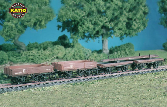 PC575 - Parkside - OO/HO - Permanent Way Wagons (set of 4) (M/W, B/B)