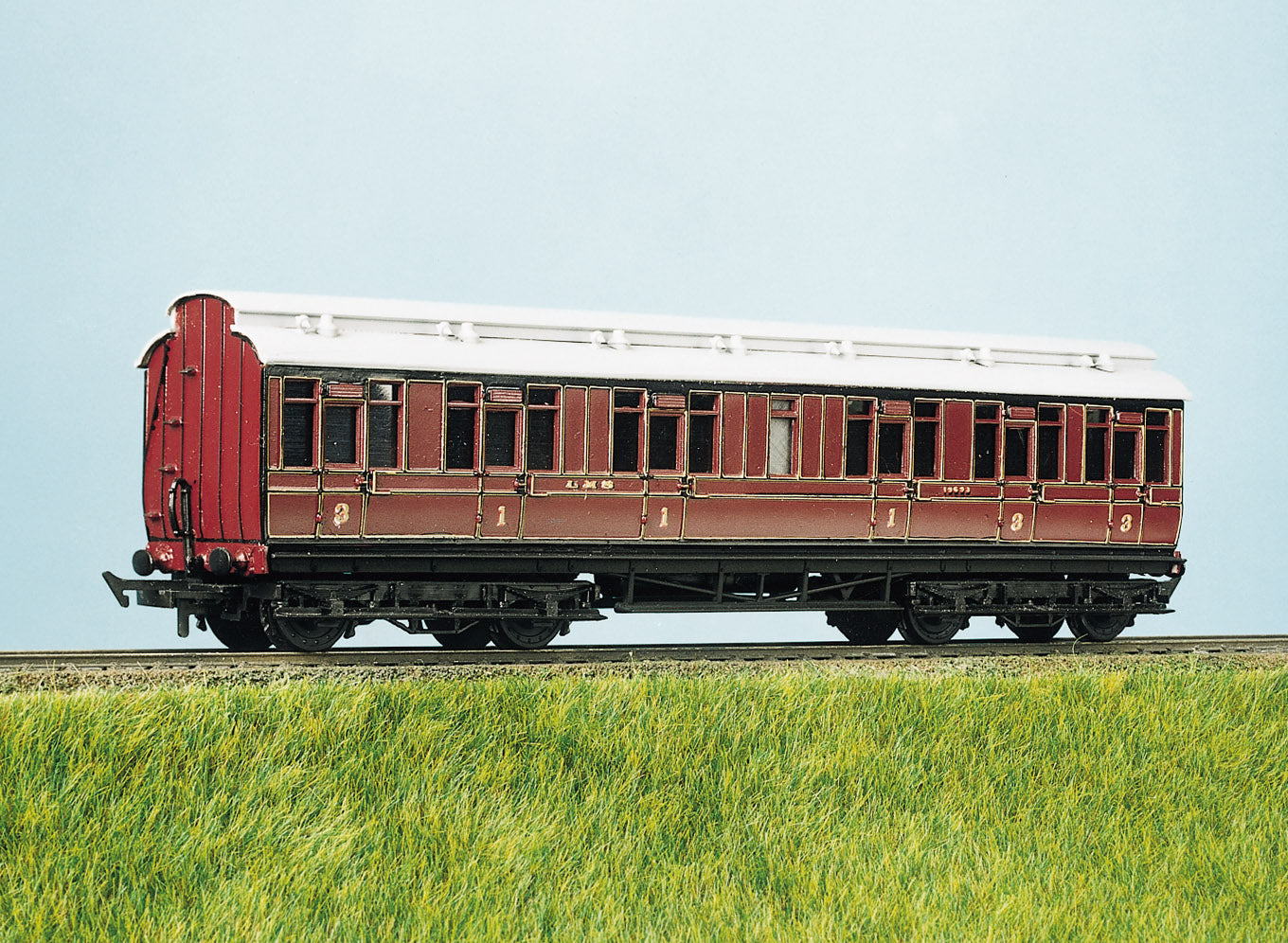 PC722 - Parkside - OO/HO - LMS (Ex MR) Clerestory, Composite