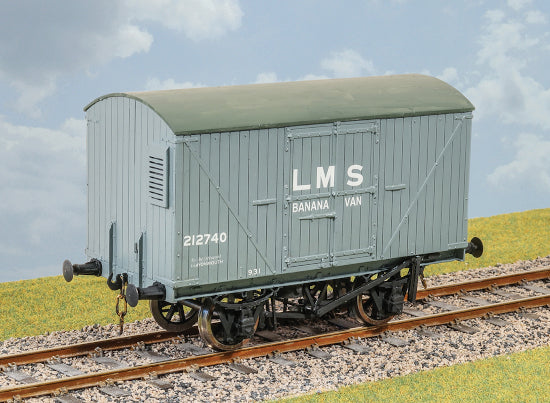 PS114 - Parkside - O - LMS 10 Ton Banana Van D1660