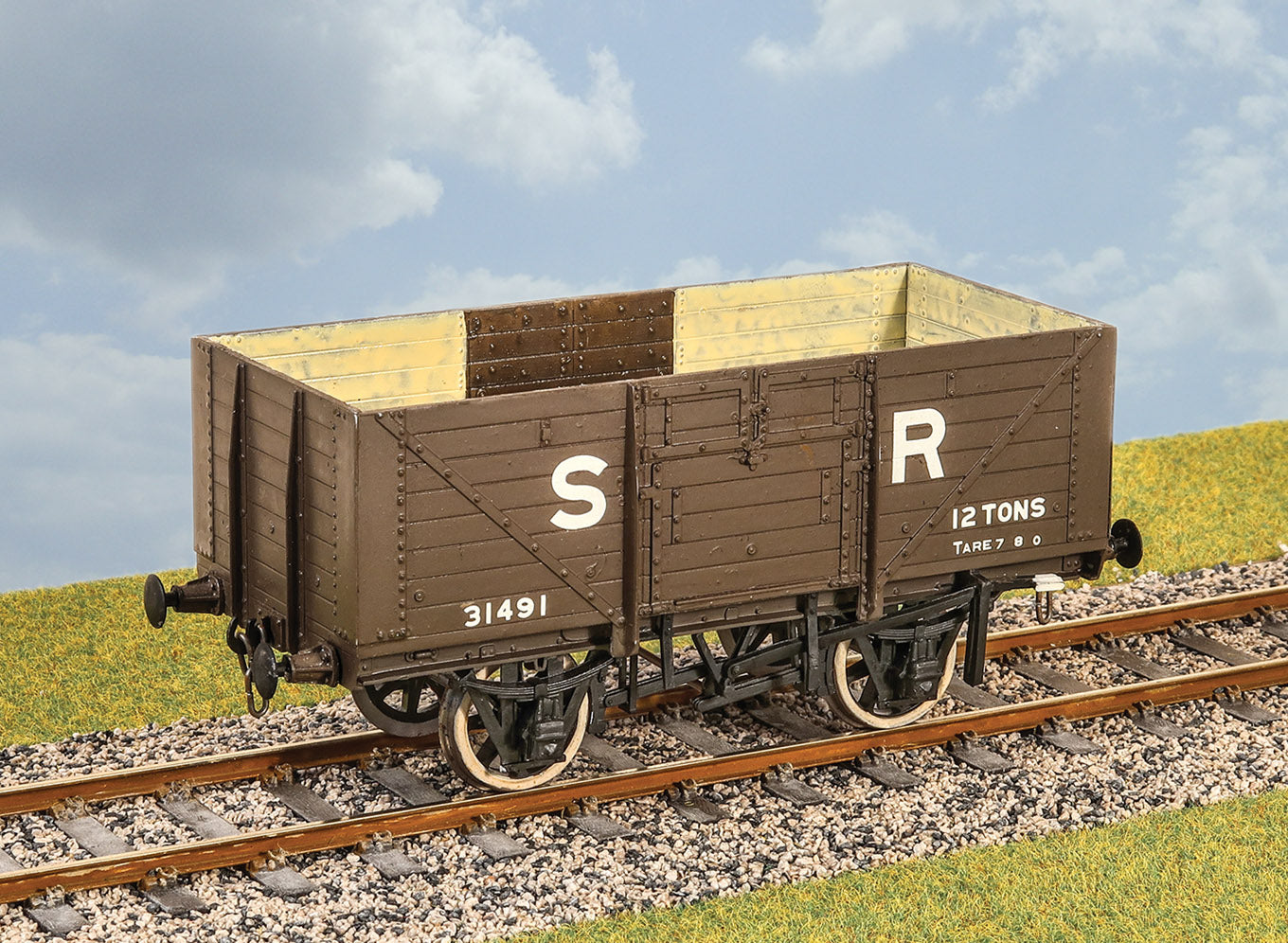 PS12 - Parkside - O - SR 12 Ton 8 Plank Open Wagon