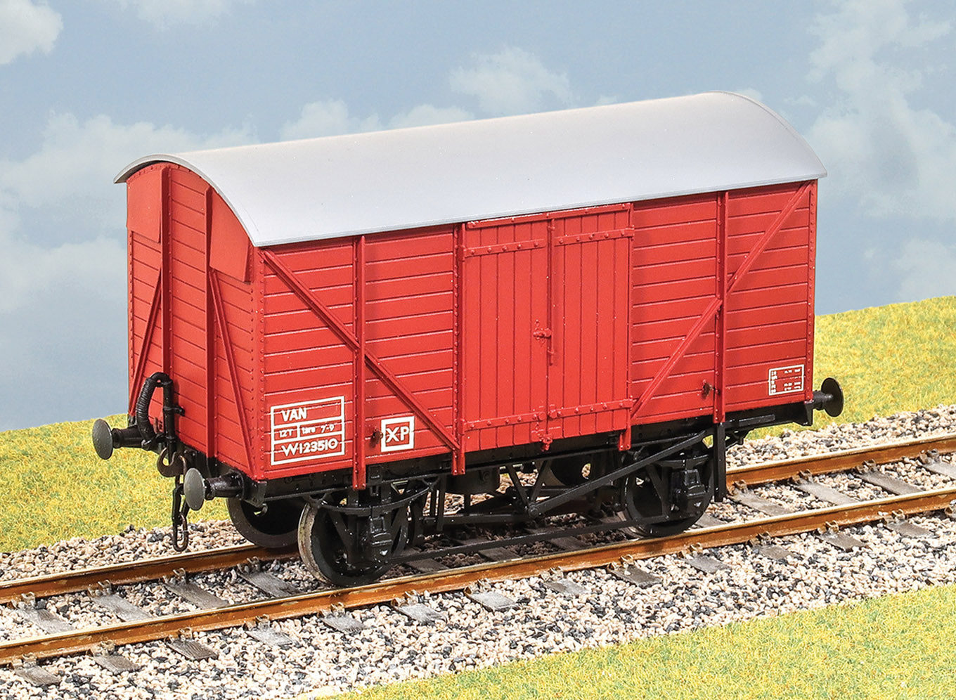 PS26 - Parkside - O - GWR 12 Ton Covered Goods Wagon