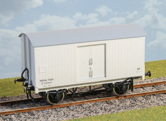 PS37 - Parkside - O - LNER / BR 10 Ton Insulated Fish Van