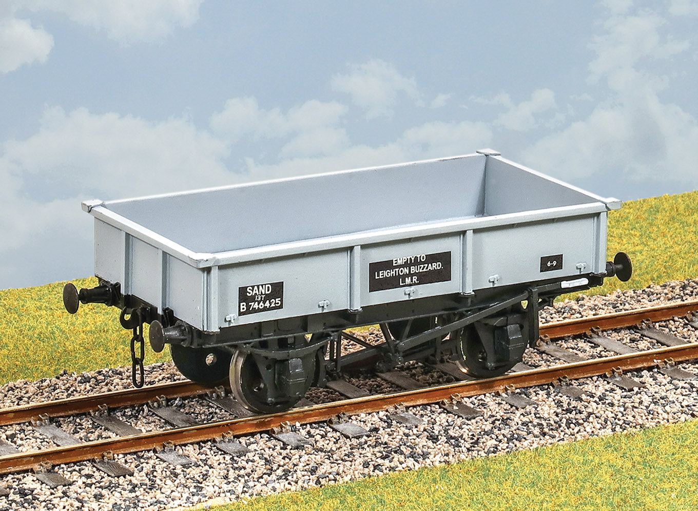 PS38 - Parkside - O - BR 18 Ton Sand Wagon