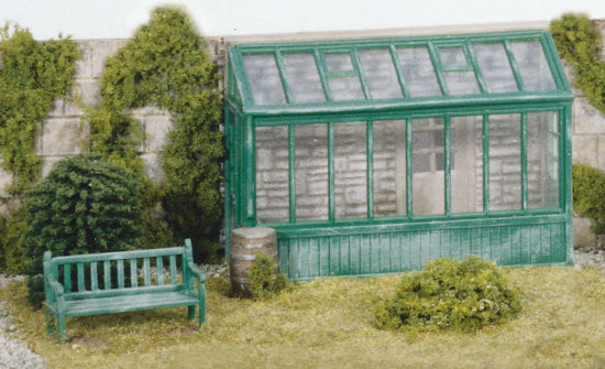 SS24 - Wills - OO/HO - Consevatory & garden Seat & Water Butt