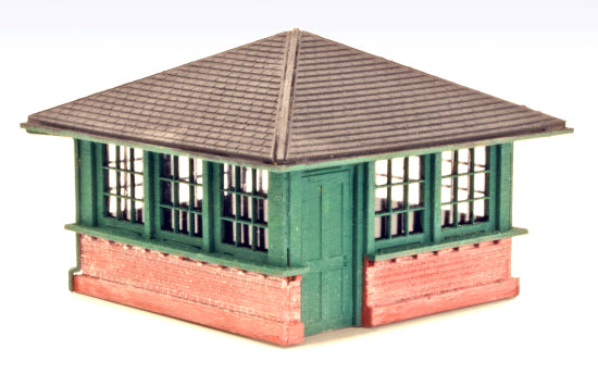 LK216 - PECO Lineside Kits - OO/HO - West Highland Line Platform-mounted Signal Box - Laser Cut