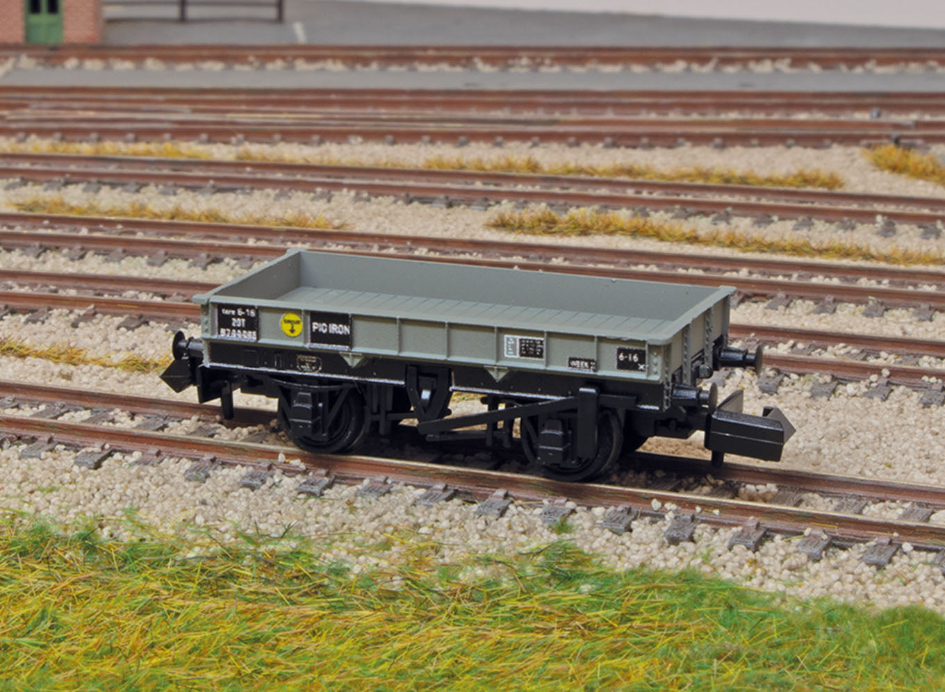 NR1100B - PECO - N - Roheisenwagen - BR Grau