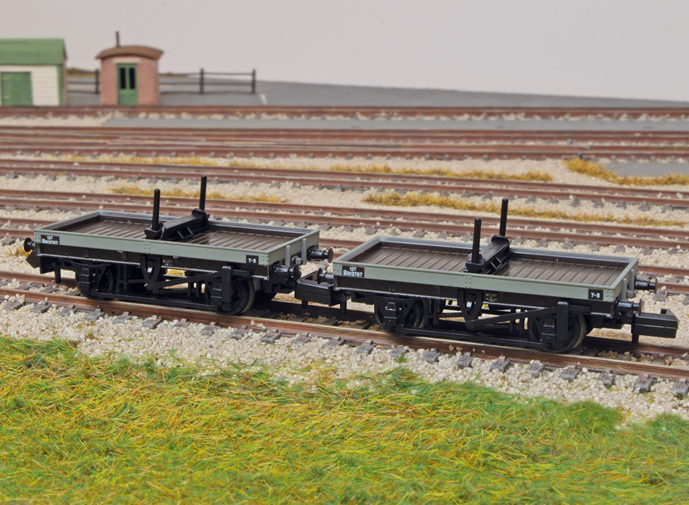 NR1154B - PECO - 4w Bolsterwagen Doppelpackung, BR Grau