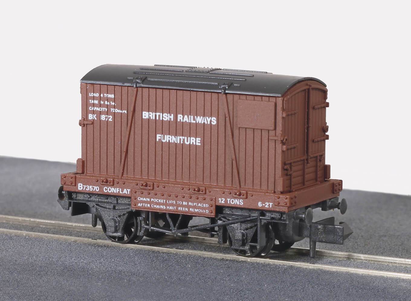 BR Removals Conflat Wagon with Container